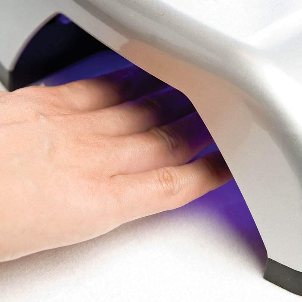Gelish Harmony, coffret deux flacons, idéal pour les retouches et les applications à domicile.