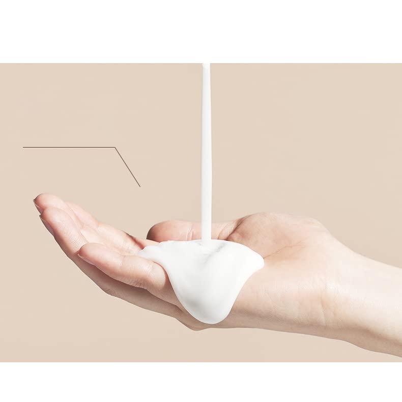Generic Watercome skin swatch shows smooth, absorbent post-cleansing application