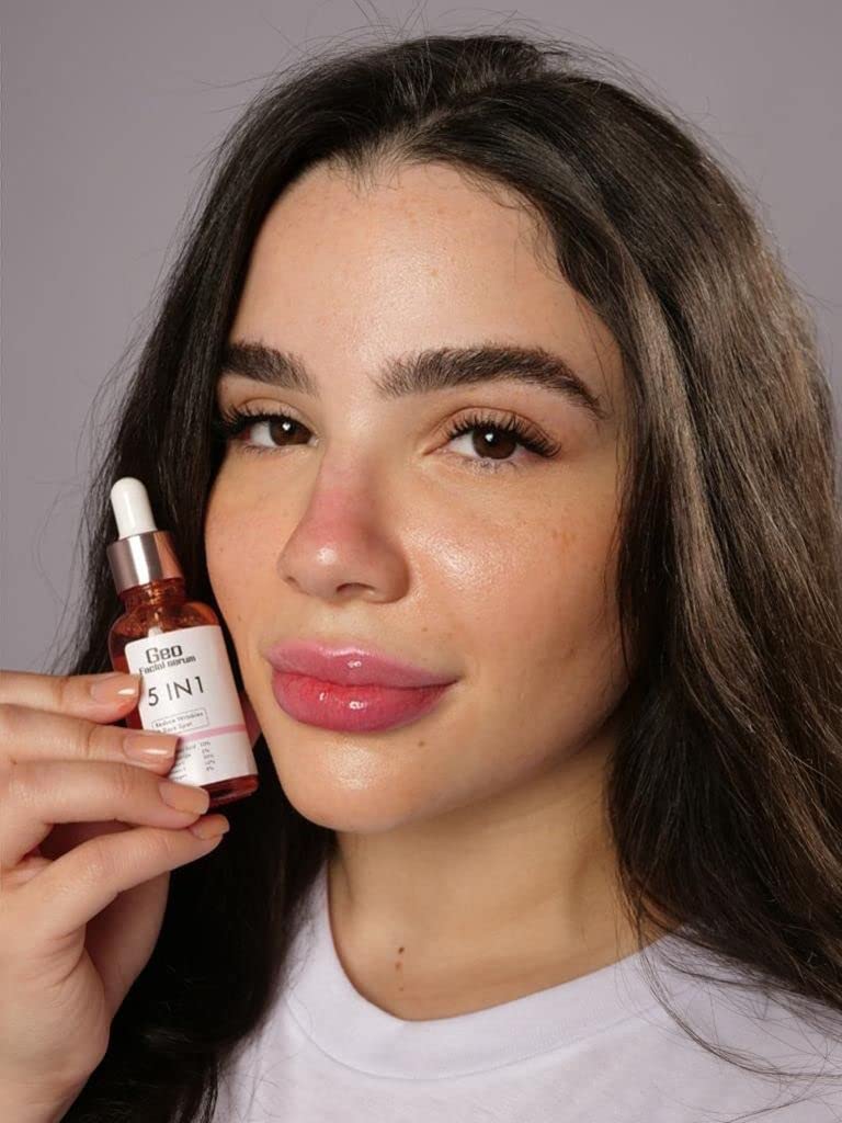 Geo Facial 5-in-1 ingredients panel featuring hyaluronic acid and vitamins