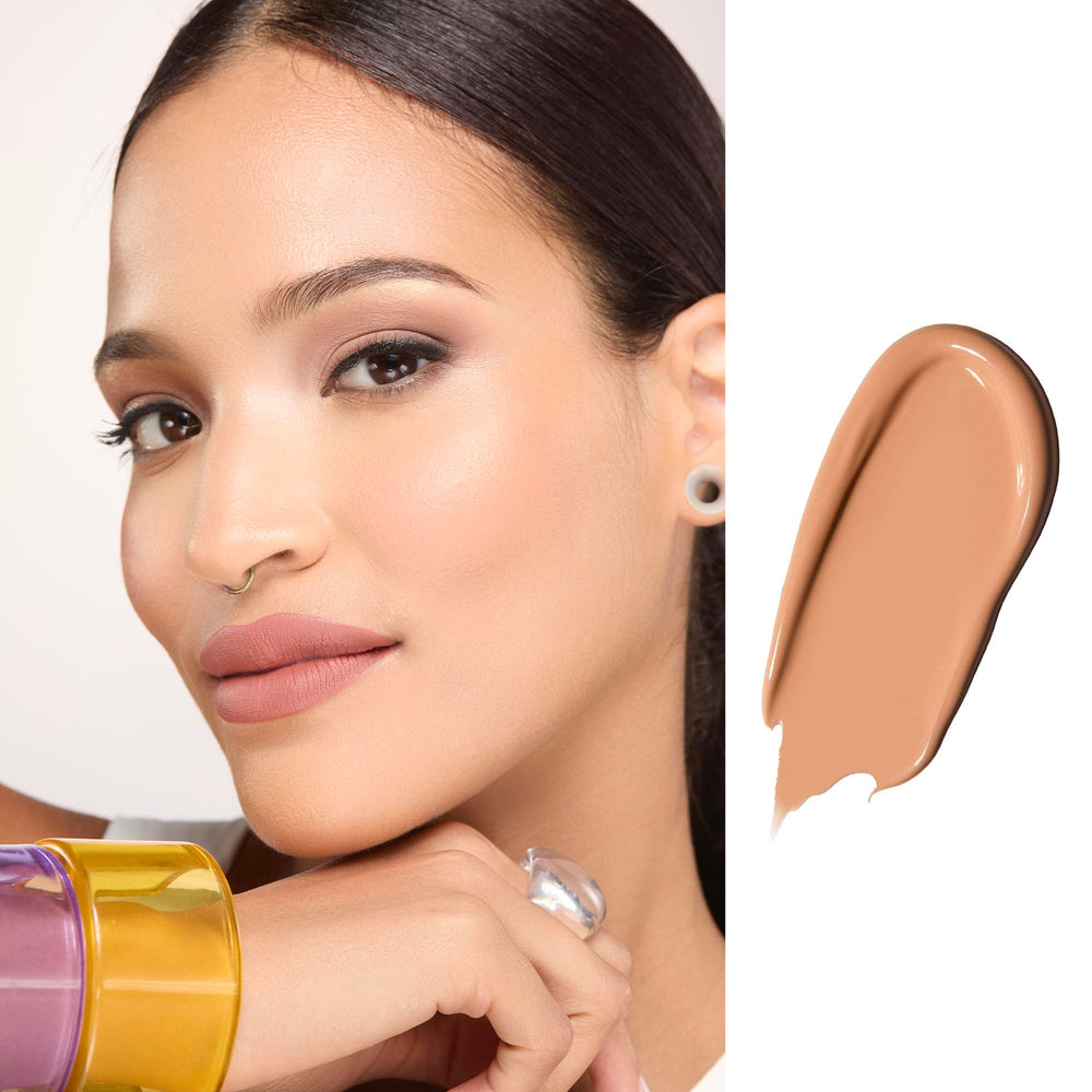 Clean Canvas cut crease base helps precise layering and sharp eye shapes.