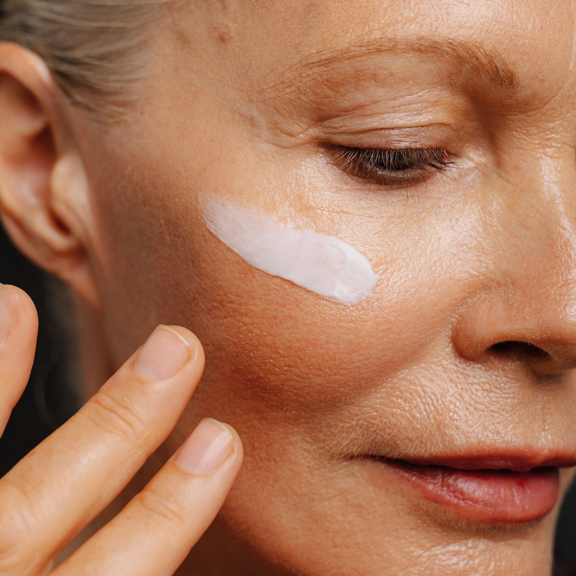 Germaine de Capuccini cruelty-free CO2-neutral badge signals ethical branding and trust.