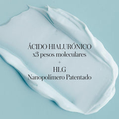 Germaine de Capuccini Timexpert Hydraluronic application rubbing demonstrates gentle absorption.