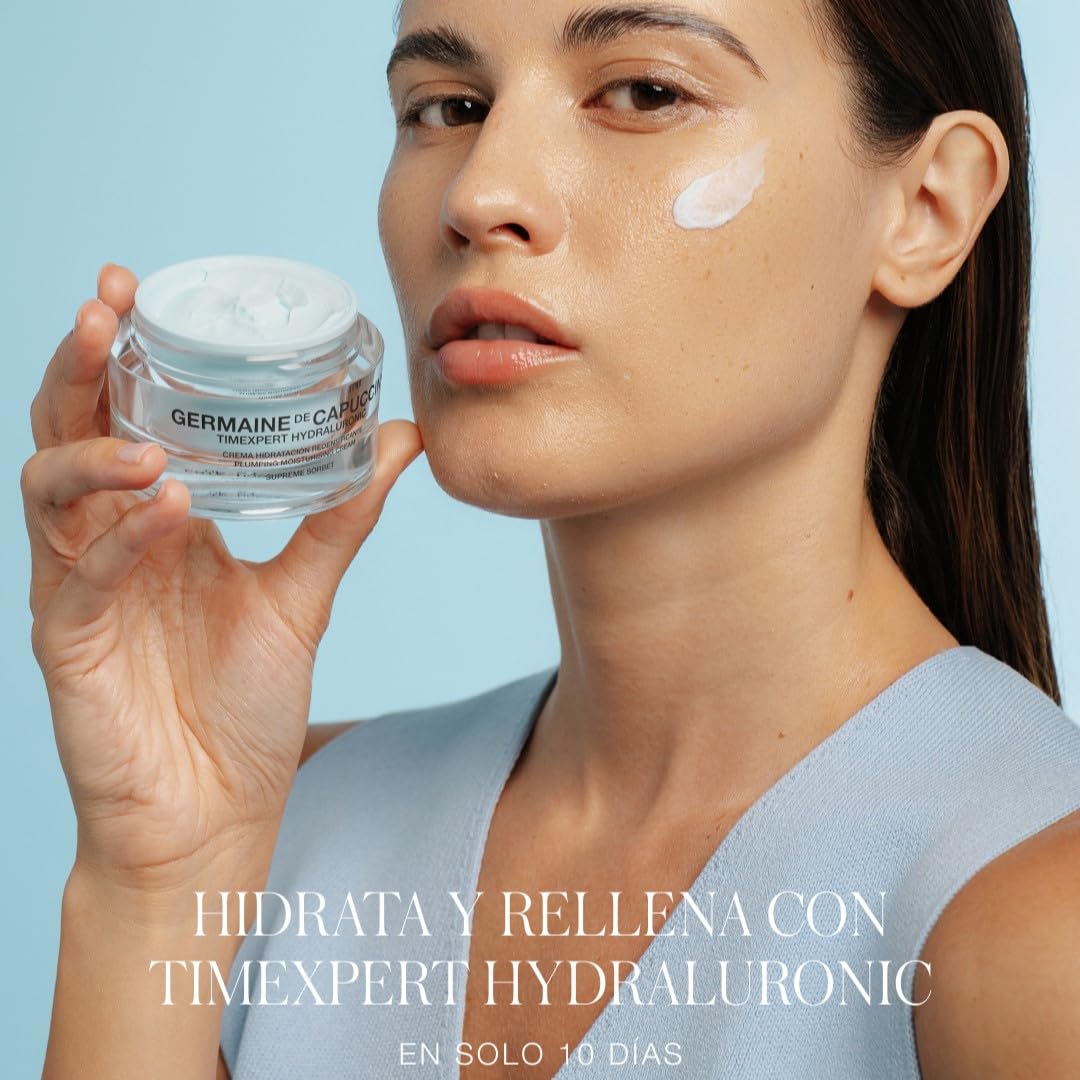 Timexpert Hydraluronic hydration droplets indicate prolonged moisture.