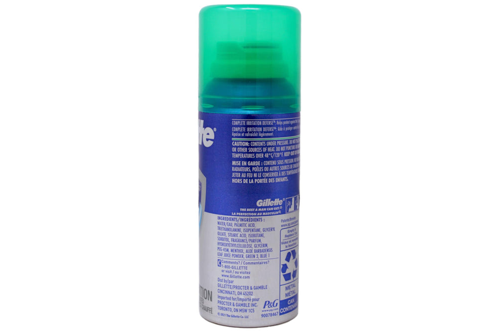 Aloe detail on Gillette gel highlighting gentle skin soothing.