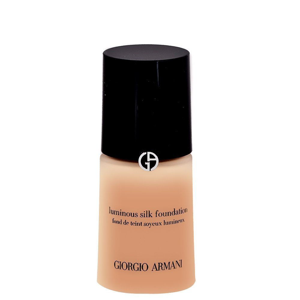Giorgio Armani Luminous Silk Foundation bottle close-up for radiant complexion.