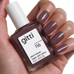 Gitti Light Espresso bottle shows rich color and high-gloss finish for a refined manicure.