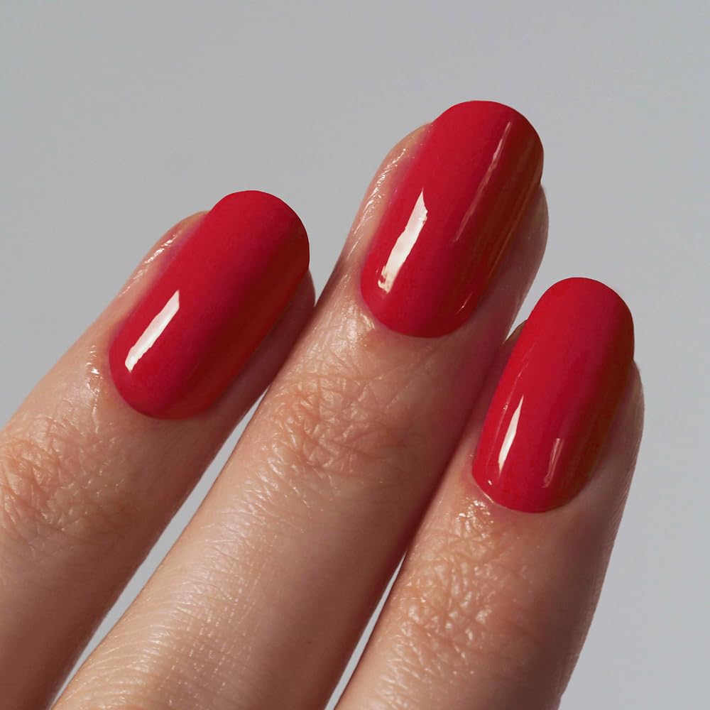 gitti long-lasting color swatch on nail