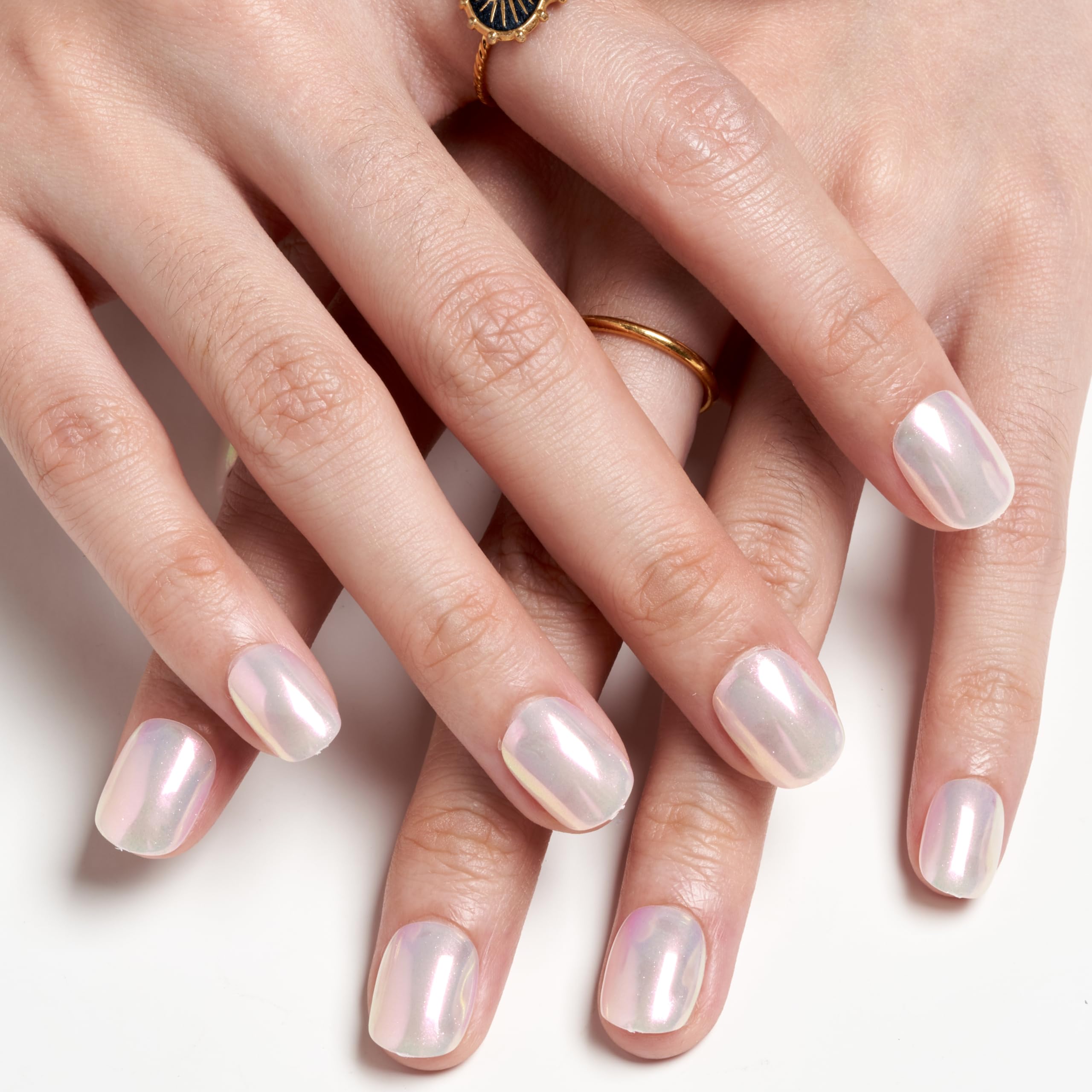 Glamermaid Adhesive tabs and prep pad simplify home manicure