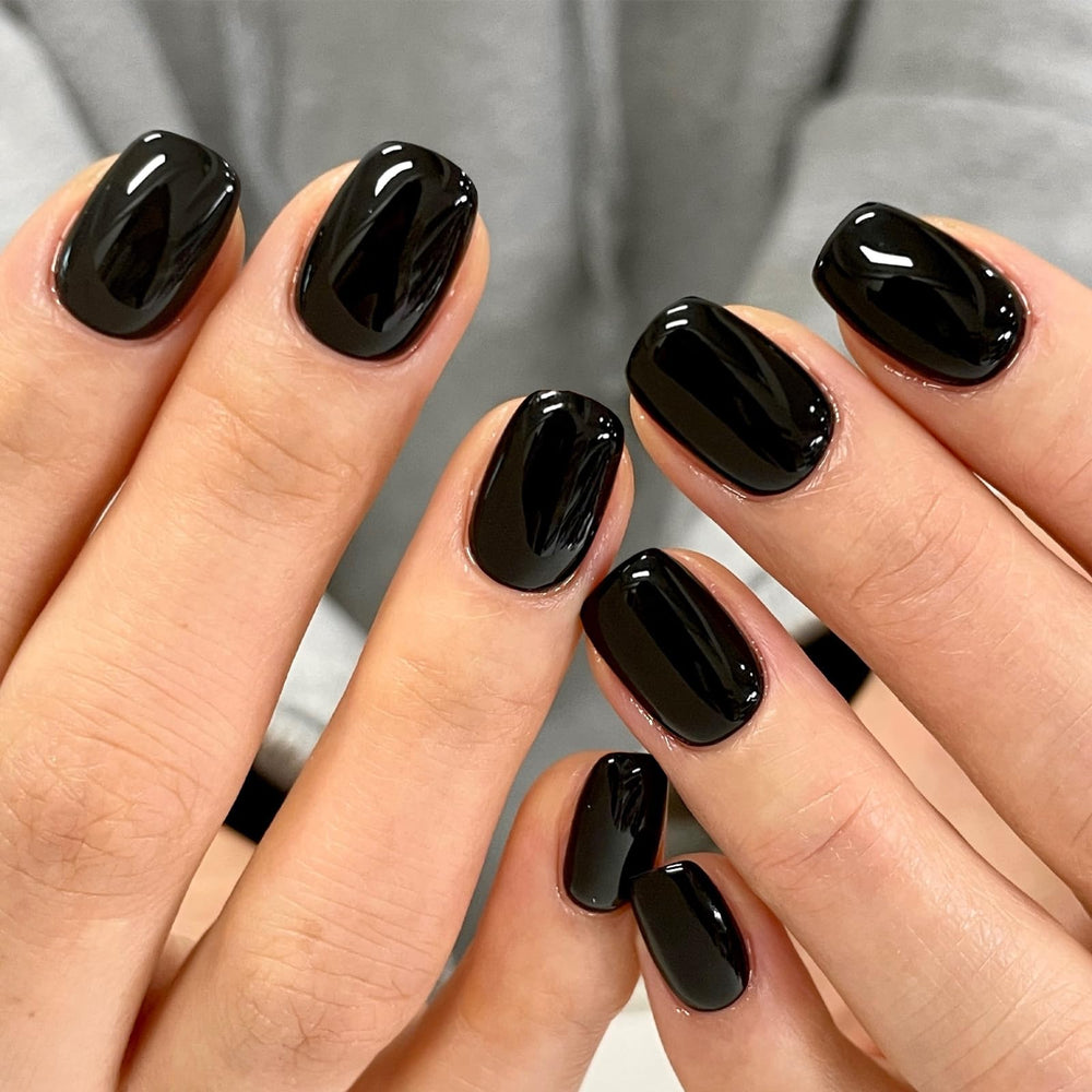 GLAMERMAID extra short press-on nails in black gloss for quick at home manicures
