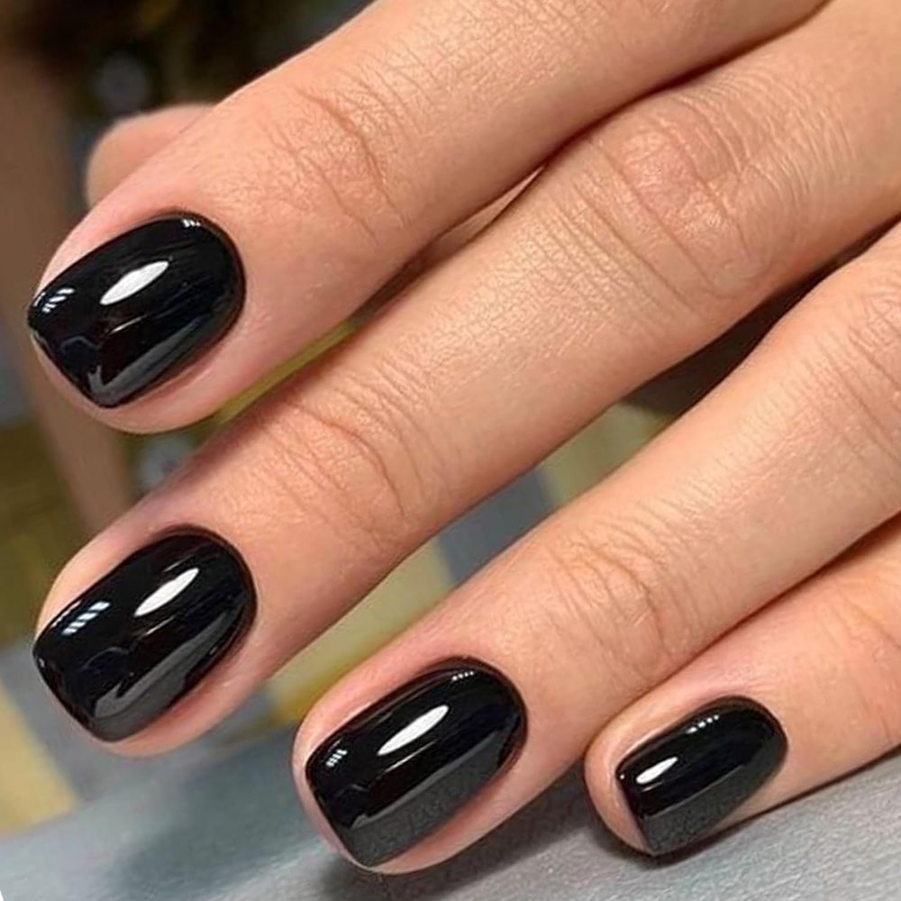 GLAMERMAID round full-cover nails set close-up showing seamless fit