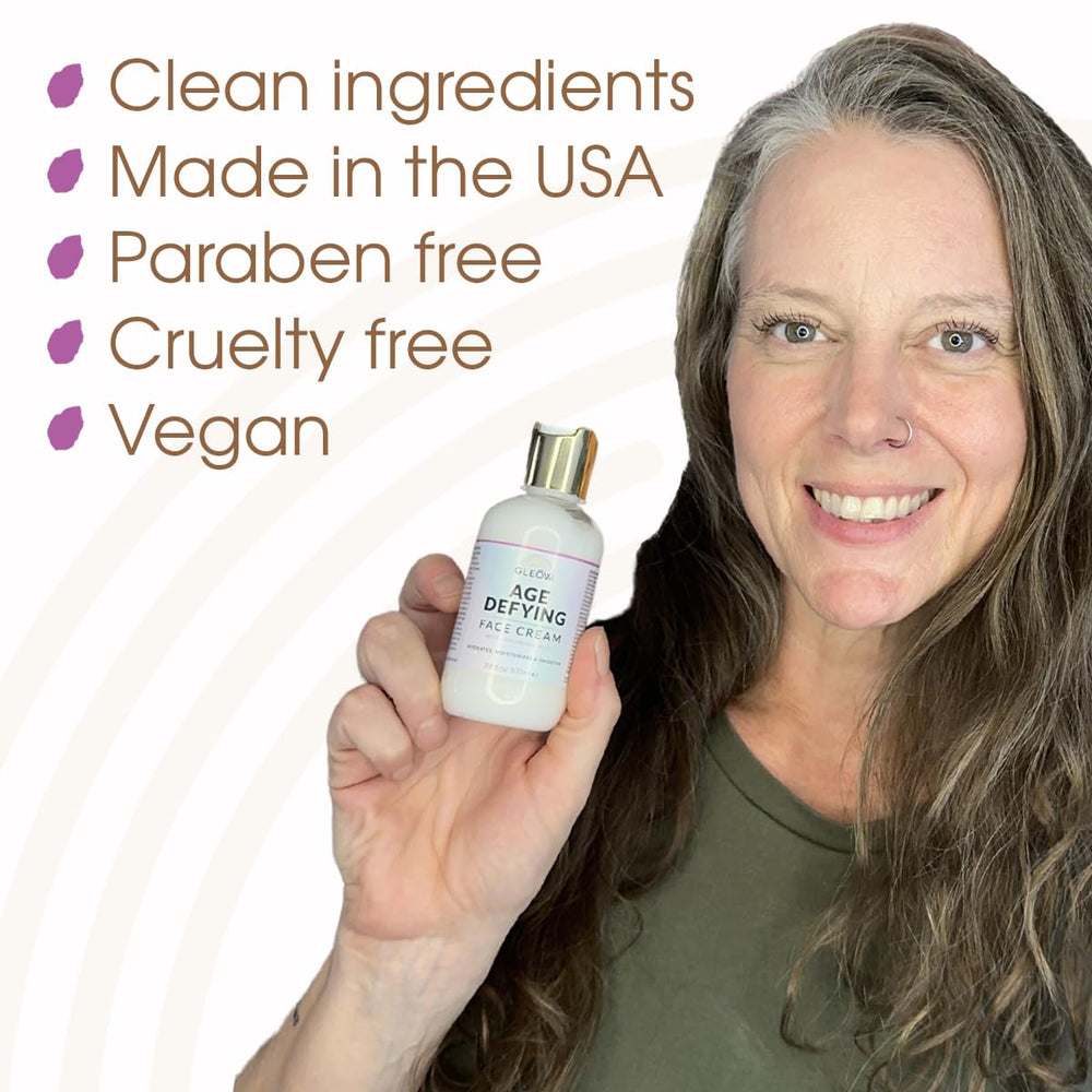 GLEOW Jojoba Oil infusion image emphasizes soothing moisture and balanced skin feel.