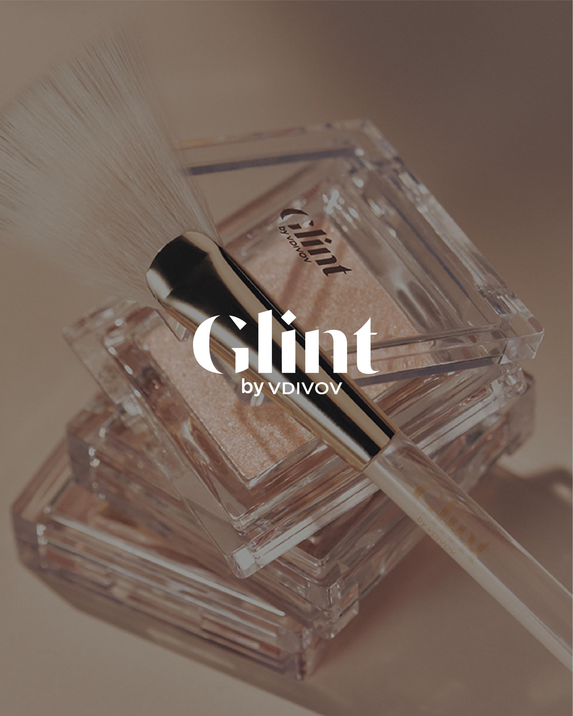 Glint compact close-up reveals micro-pearls and silky texture.