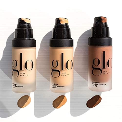 Packaging display highlighting shade range and all-skin-type benefits.