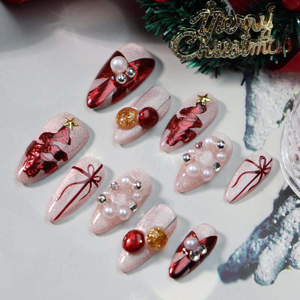 GLORS Christmas press-on nails with almond shape and pearls for festive elegance.
