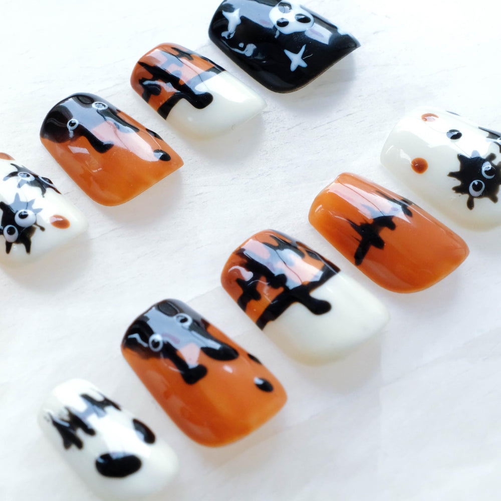 GLORS glossy finish nails deliver a polished salon look