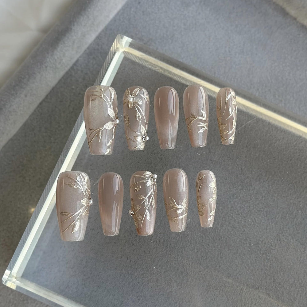 DIY-friendly GLORS nails deliver salon-like results at home