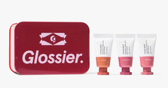 Glossier Cloud Paint Crimson swatch for a natural, warm flush on cheeks.