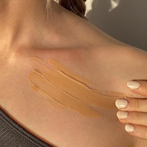 Glowbiotics tinted reef-safe sunscreen primer look ready for makeup application.