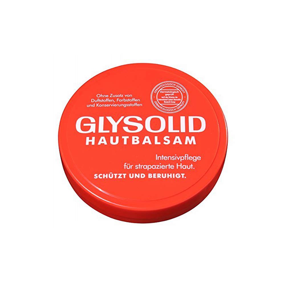 Glysolid Skin Cream hand-application showing quick absorption and protective hydration for dry skin