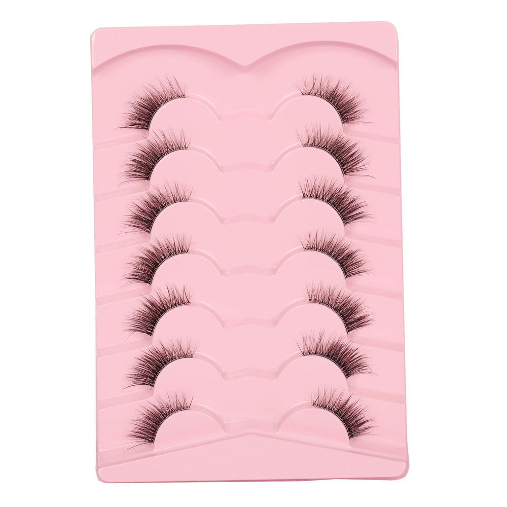 Gmagictobo cat-eye design half lashes enhance eye shape with subtle drama.