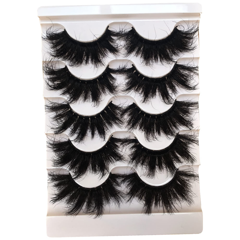 Gmagictobo fluffy 25mm lashes closeup showing soft texture and fluttering length