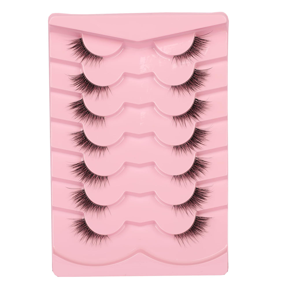Gmagictobo natural half lashes, cat-eye clear band, for seamless daytime definition.