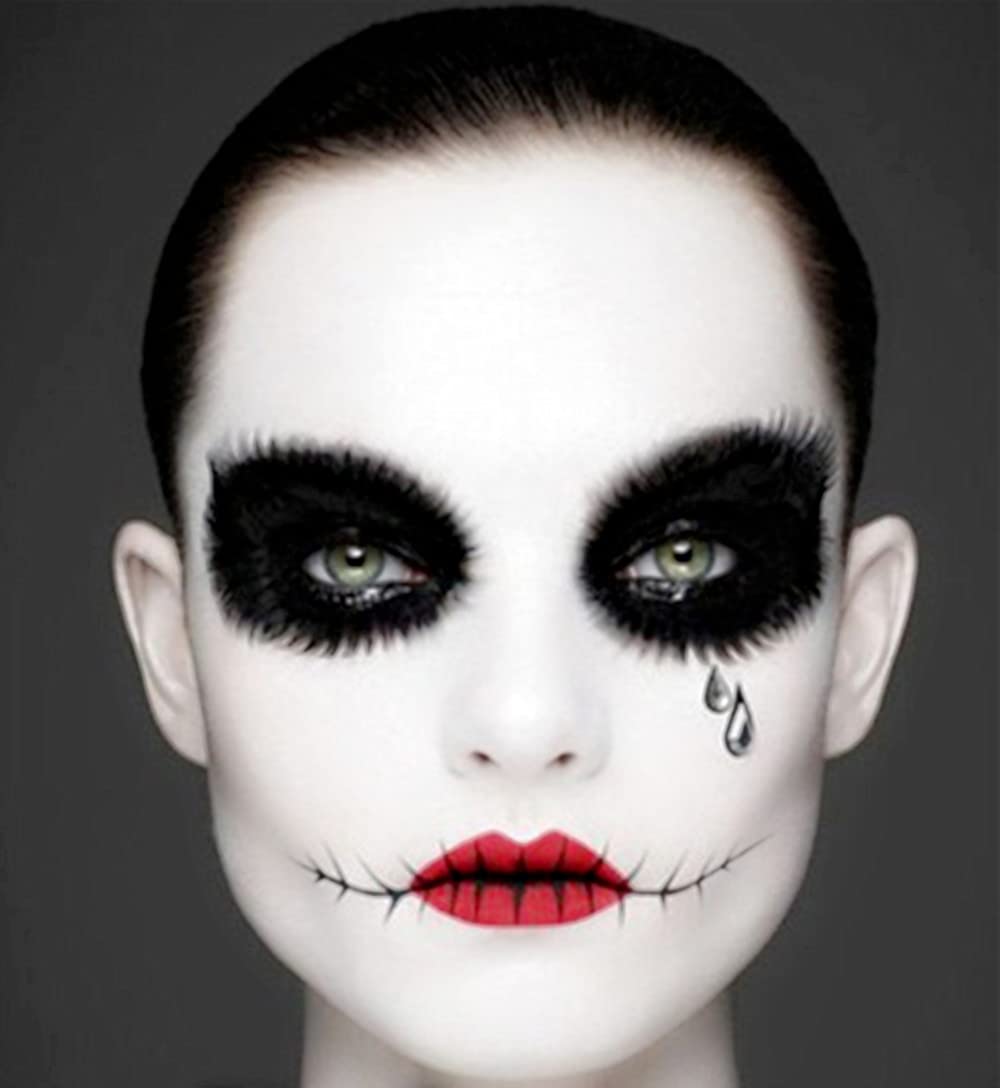 Go Ho easy removal with makeup remover after use.