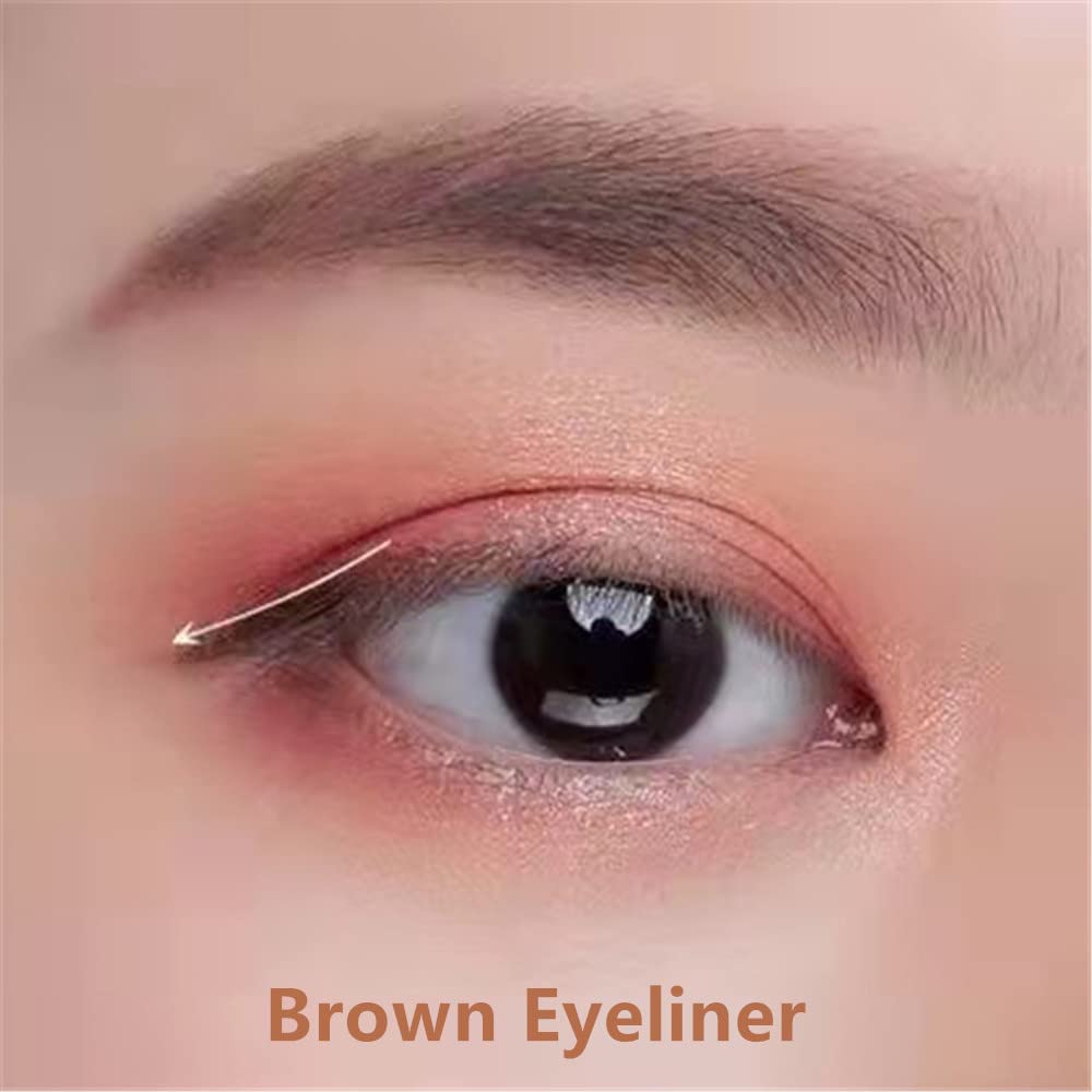 Go Ho application shot demonstrating quick, polished eye look