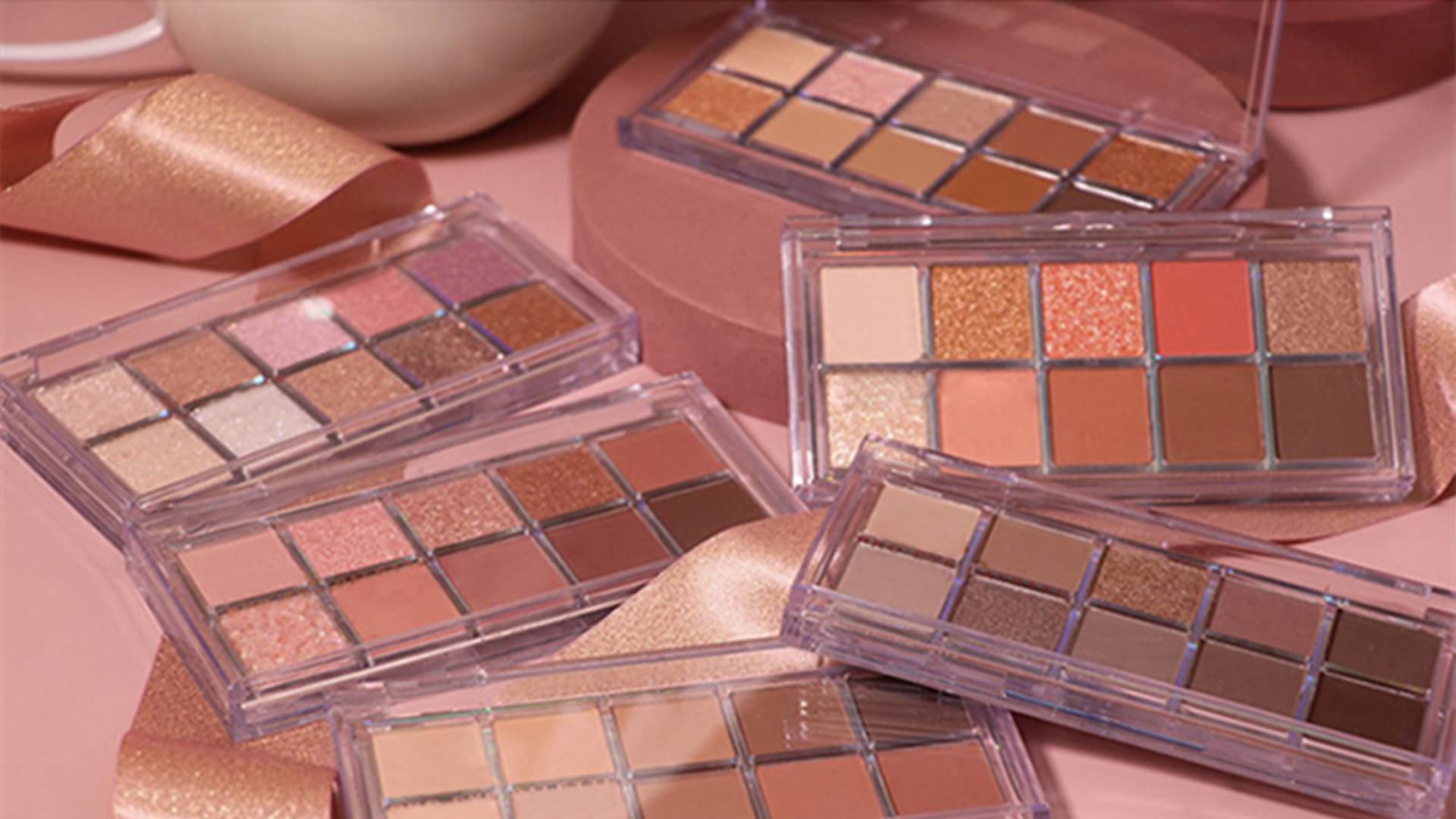 Go Ho travel-friendly palette ready for on-the-go makeup routines