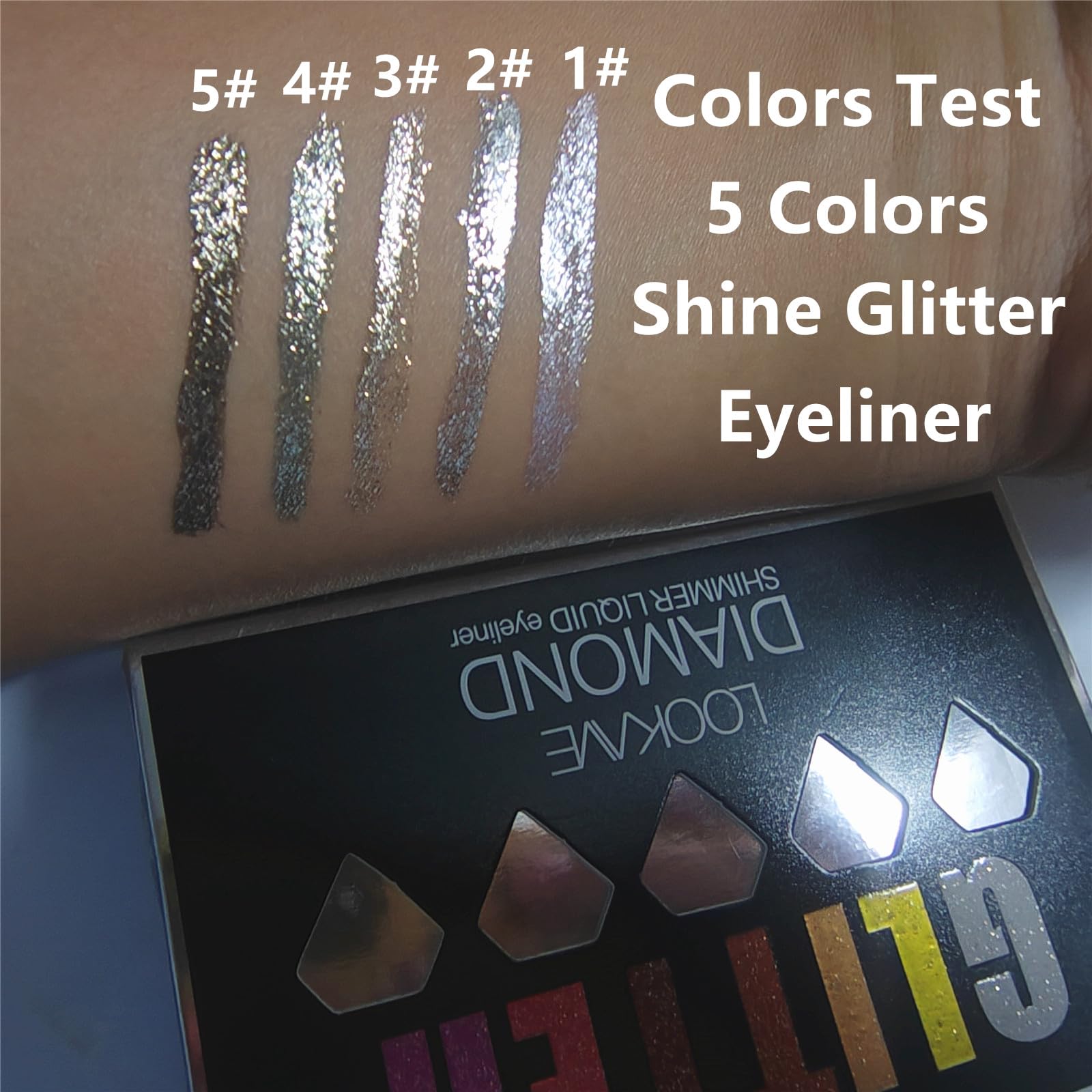 Go Ho Glitter Eyeliner Shiny Silver defines eyes with waterproof shine