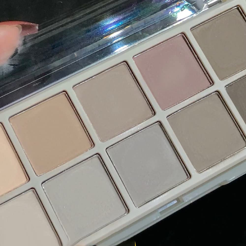 Go Ho matte neutral palette designed for older eyes, comfortable application.