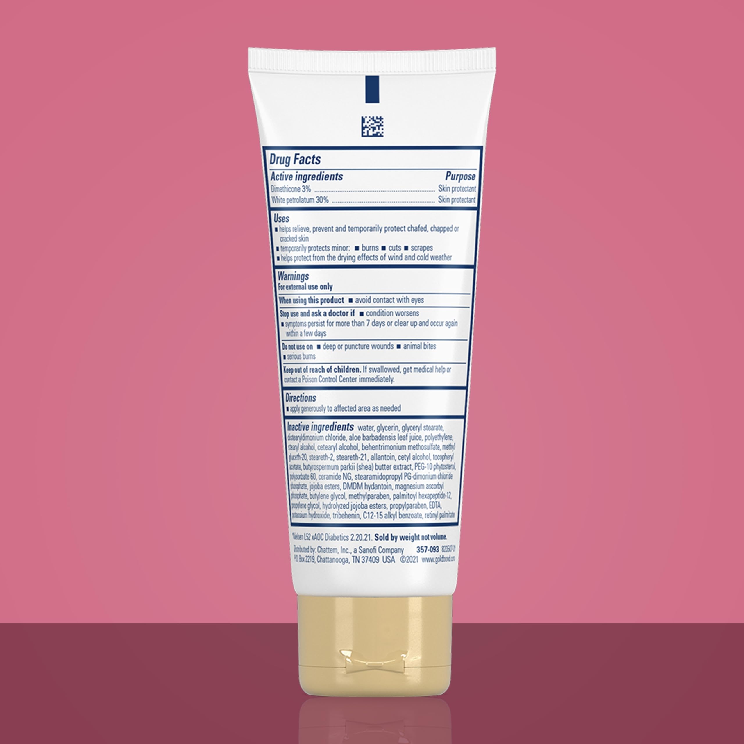 Gold Bond label closeup revealing seven moisturizers and aloe.