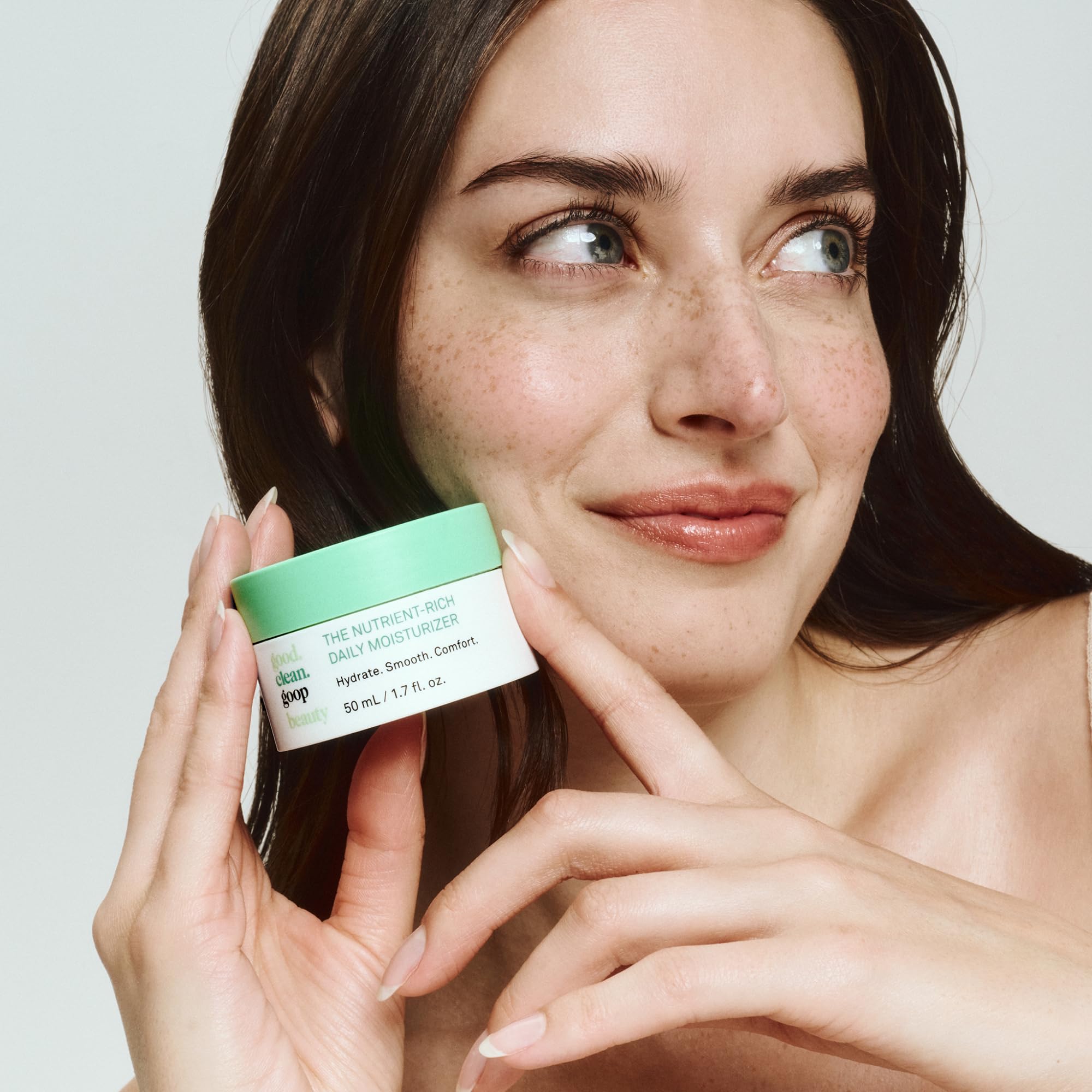 Good Clean Goop Nutrient-Rich Daily Moisturizer packaging emphasizes vegan cruelty-free formula.