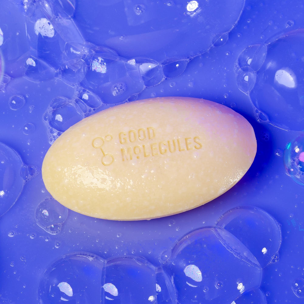 Good Molecules Hydrate and Cleanse Bar supports head-to-toe hydration.