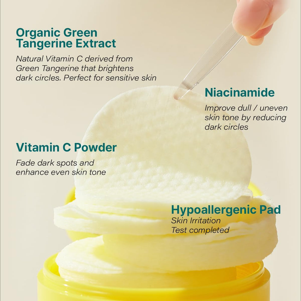GOODAL 5-in-1 toner pad applied on the face for hydration.