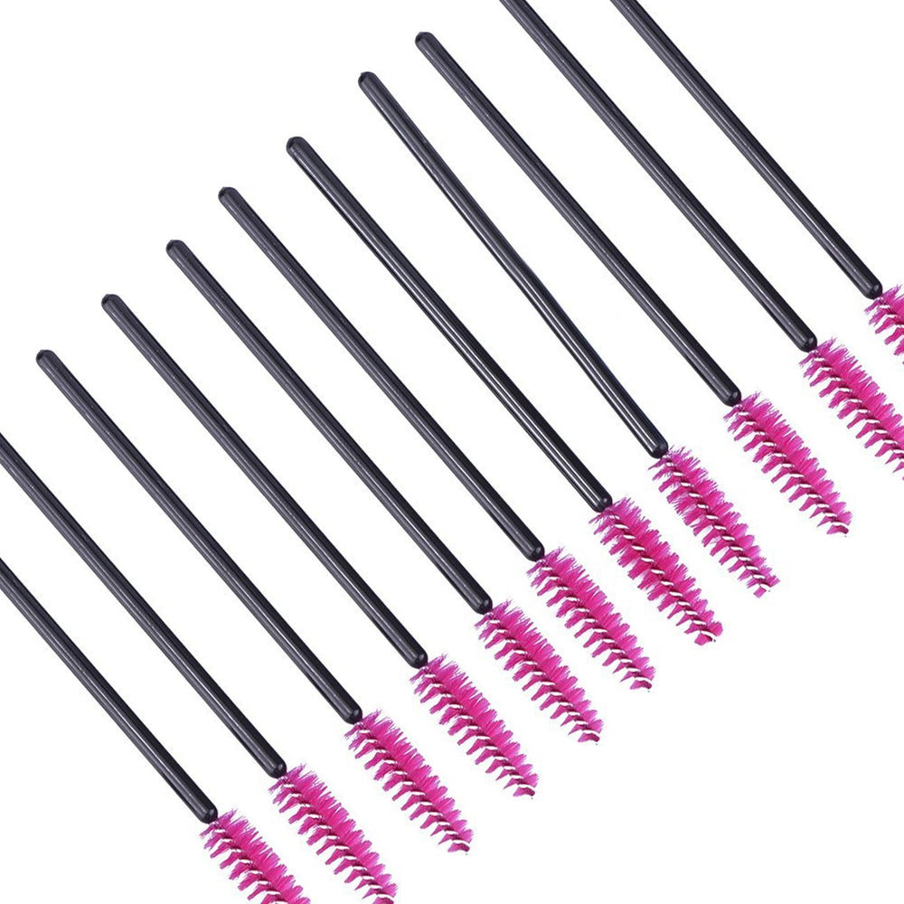 GoWorth 9.8 cm length disposable brush ideal for travel touch-ups.
