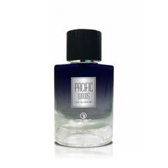 Grandeur Pacific Woods packaging closeup, refined masculinity and long-lasting scent presence