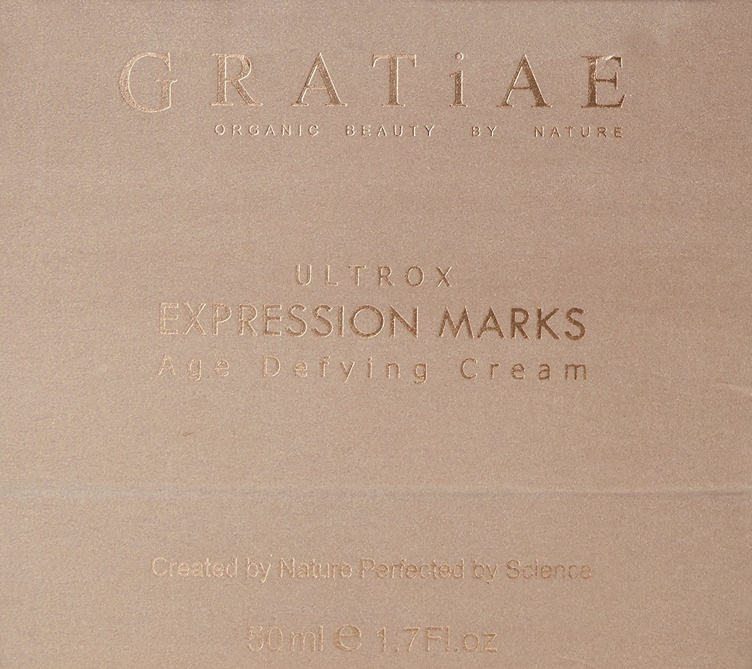 Close-up of Gratiae Ultrox ingredients highlighting natural oils for skin nourishment