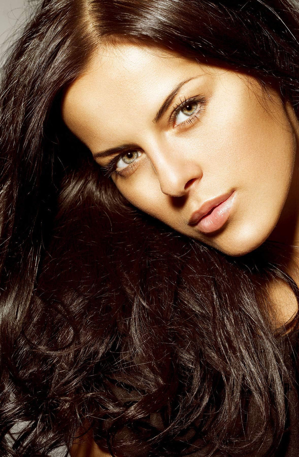 Greyfree hairline coverage for a smooth, natural transition