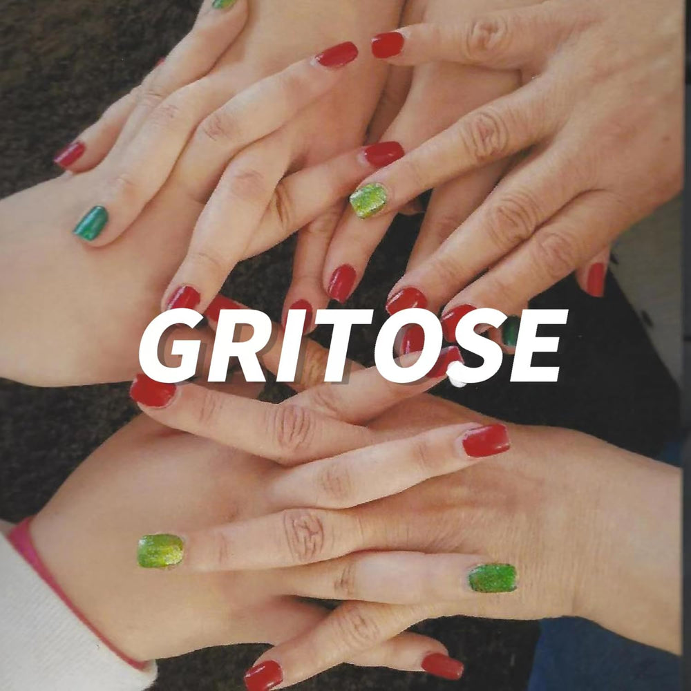 GRITOSE compact packaging with reusable nails and stickers