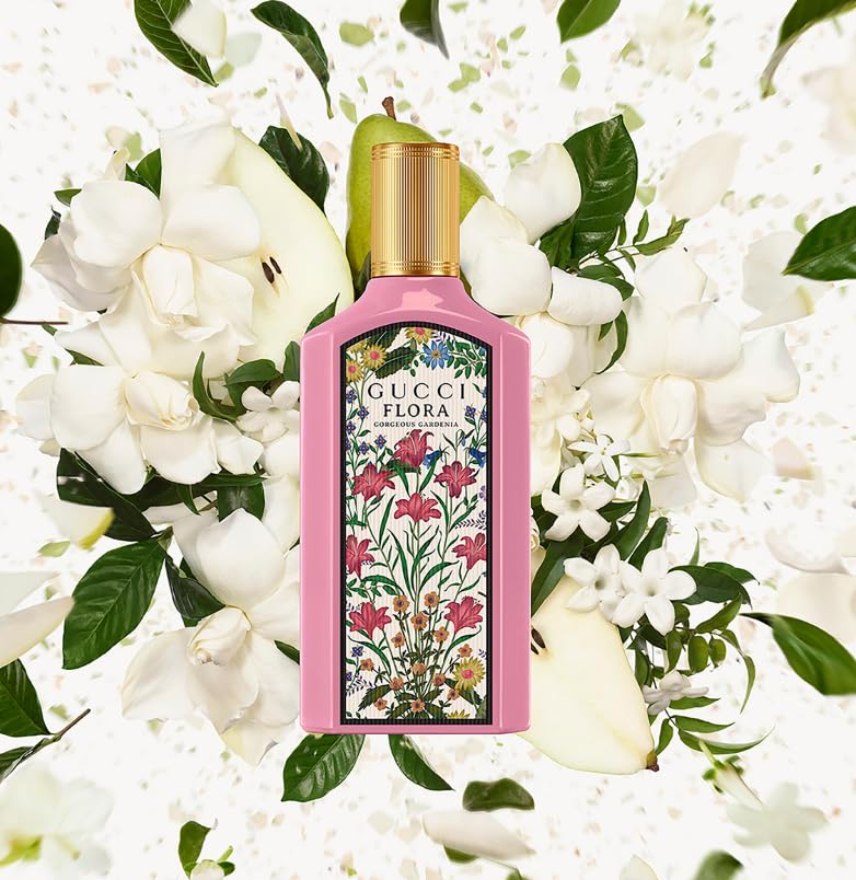 Gucci Bloom mini bottle, compact option for a fresh floral moment.