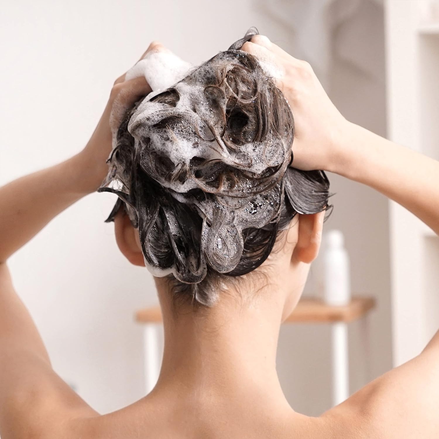 Hairmax Density No sulfates label; highlights sulfate-free formula benefits.