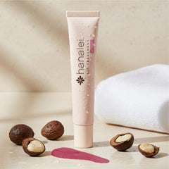 Close-up of Hanalei Lip Treatment Kukui Oil ingredient highlighting nourishing oils.