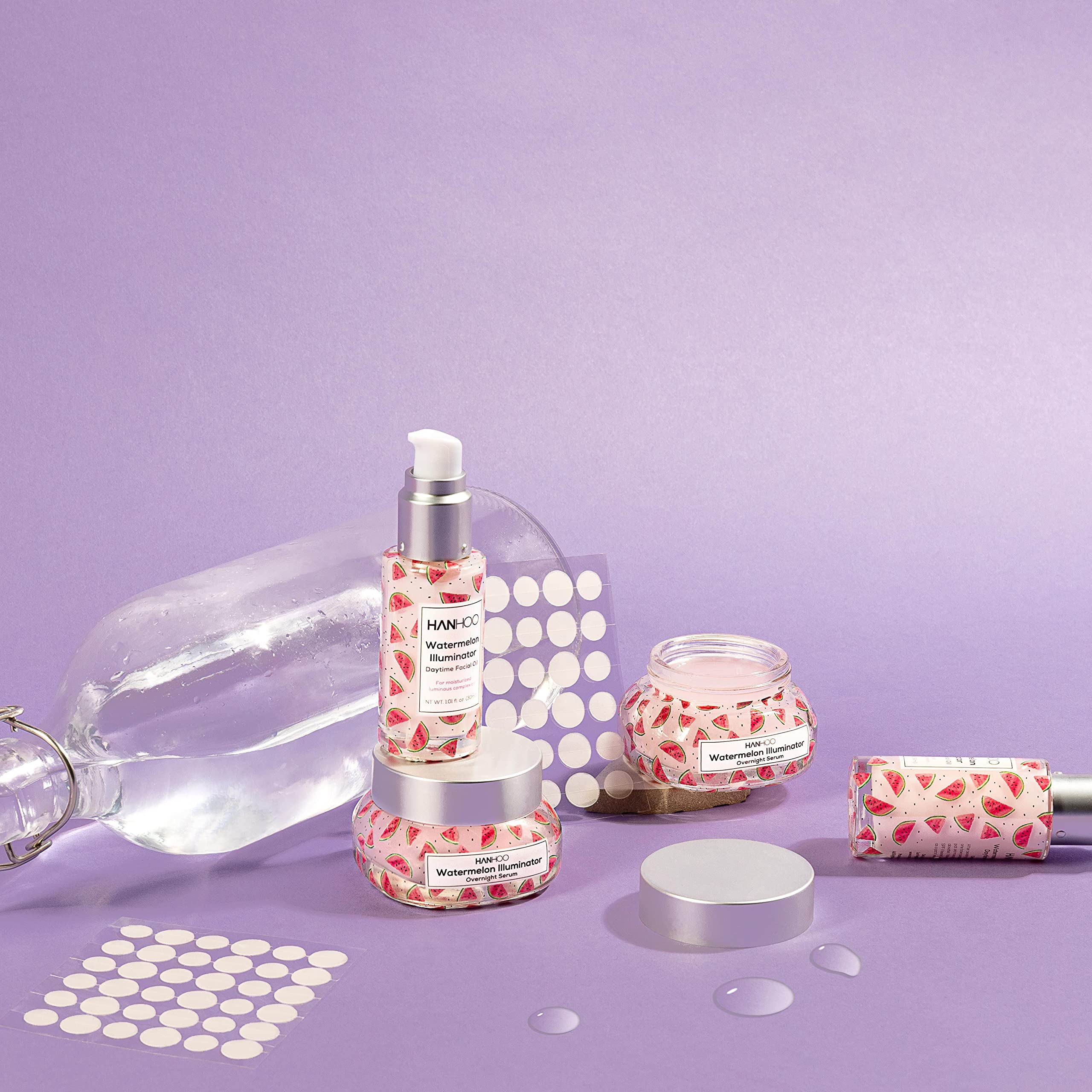 Compact HANHOO packaging is travel-friendly for on-the-go hydration.