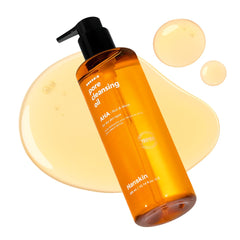 Hanskin AHA Pore Cleansing Oil bottle-pump for easy, mess-free application.