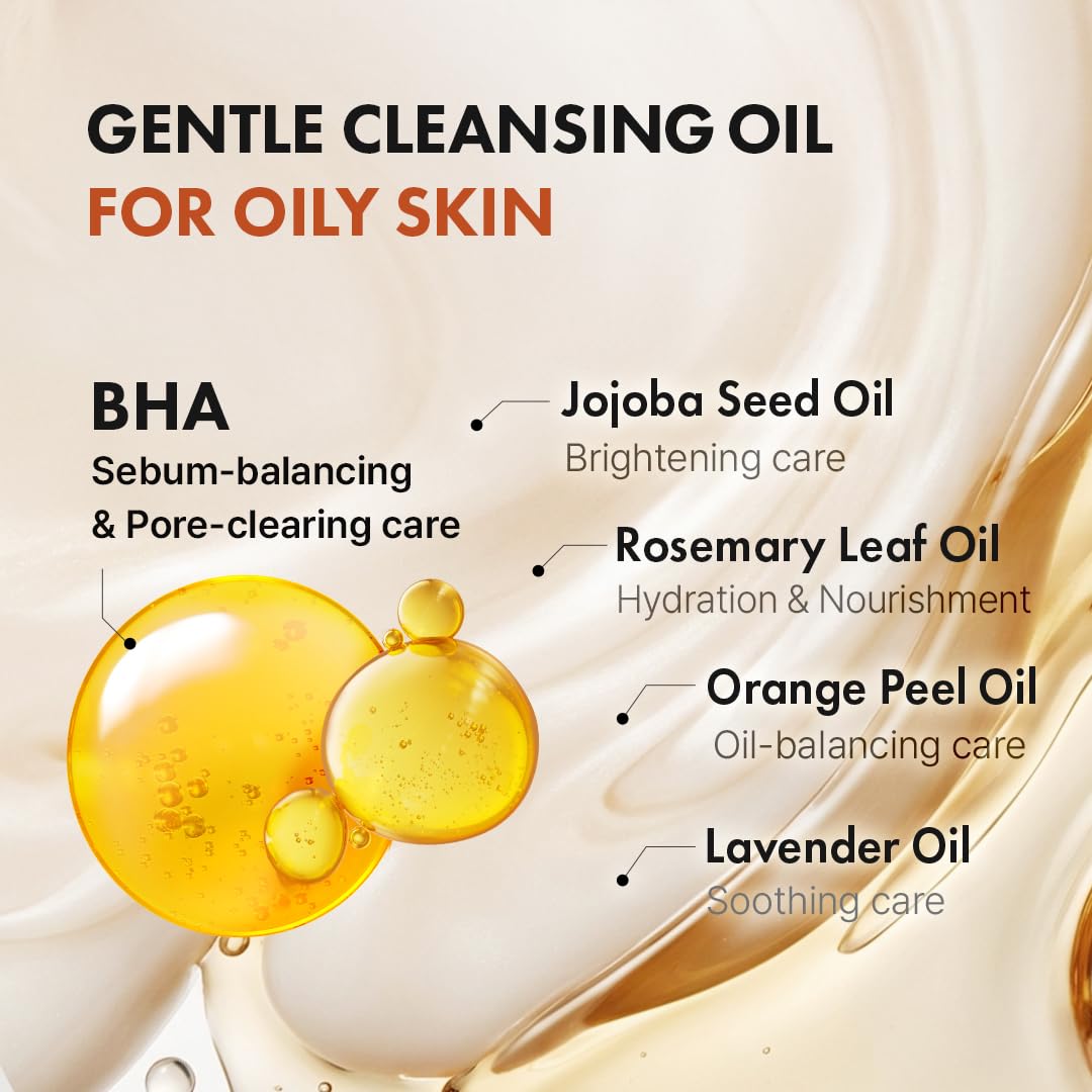 Hanskin BHA Pore Cleansing Oil on cotton pad facilitates makeup removal
