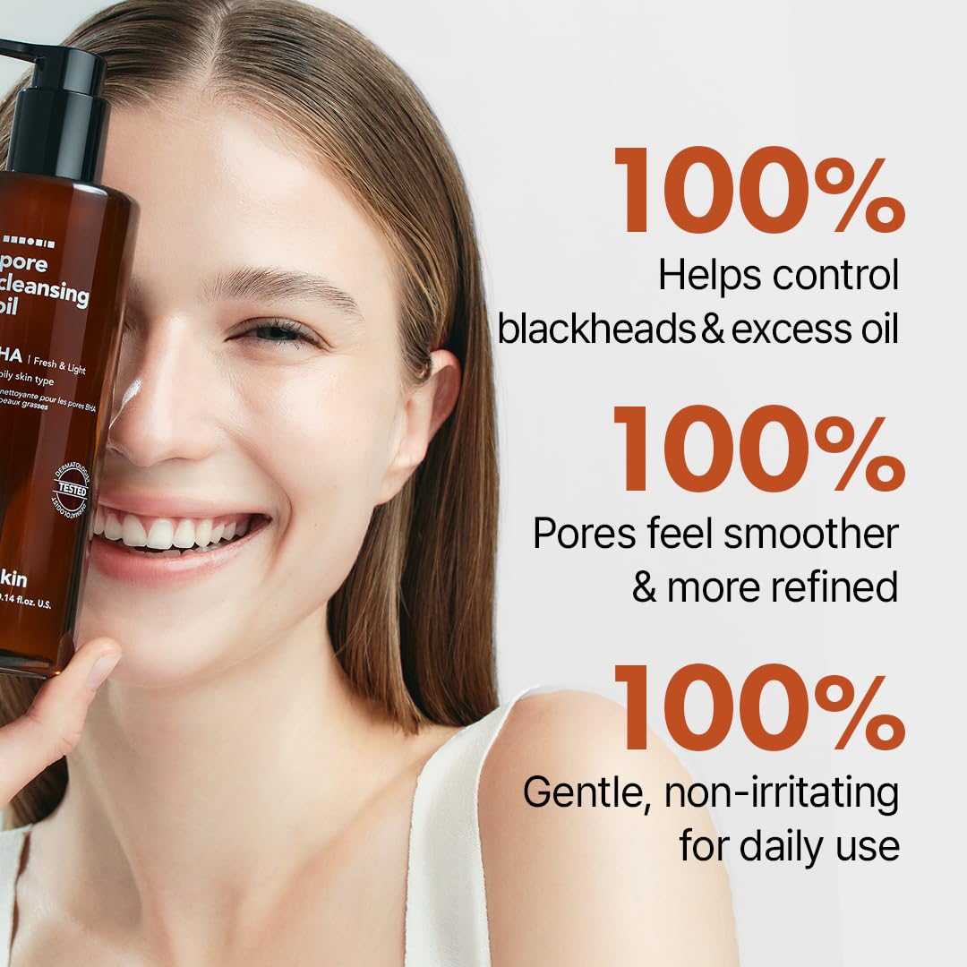 Hanskin BHA Pore Cleansing Oil being poured highlights lightweight texture for oily skin