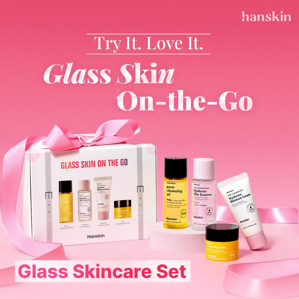Hanskin PHA Pore Cleansing Oil bottle shows gentle cleansing for clear, renewed skin.