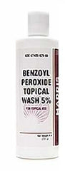 Harris Pharma 5% Benzoyl Perox Wash bottle for acne-prone skin in daily care