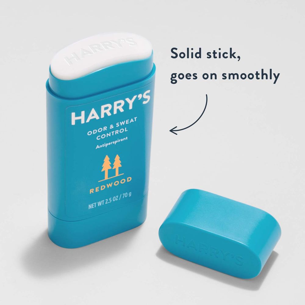 Formula with jojoba oil soothes sensitive skin during wear.